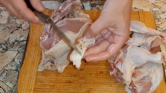 Как Быстро и Правильно Разделать КУРИЦУ, за 3 минуты смотреть онлайн