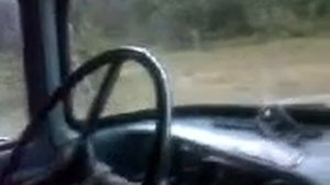 Как я училась водить ЗИЛ 130. Приколы. Женщина за рулем. Обучение вождению зил 130 женщину...