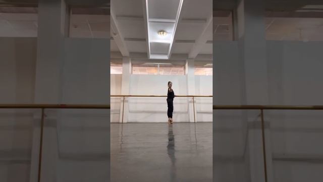 Adajio ( быстрый Demi - rond) смотреть онлайн