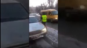 ДПС разбили машину