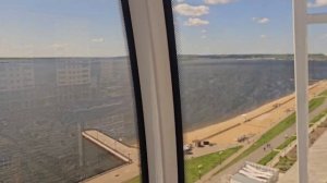 Вид из окна нового колеса обозрения в Саратове