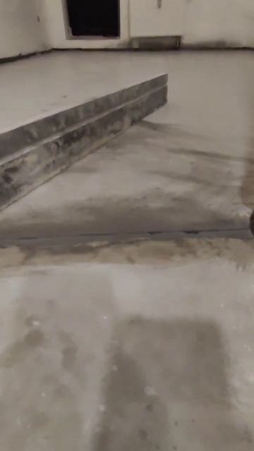 Выравнивание Пола #наливнойпол #укладкаламината #стяж смотреть онлайн