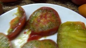 Новинки томатов 2023. Томат Истинные цвета капризничал в теплице. №1047. Обзор сорта,  26 фото.