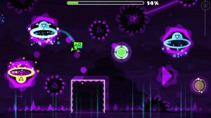 Прохожу уровни в Geometry Dash World
