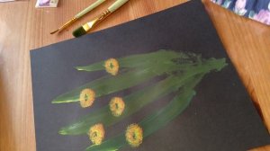 Рисуем цветы на черной бумаге.Повторяем рисунок.Урок