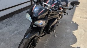 triumph speed triple 1050