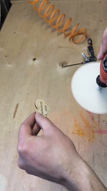 Брелки сердечки из фанеры, лазерная резка. #woodworking #wood #d смотреть онлайн