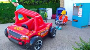 Мистер Макс Макс и Эвакуатор машинок