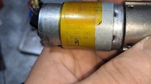 Секатор аккумуляторный Einhell не включается.