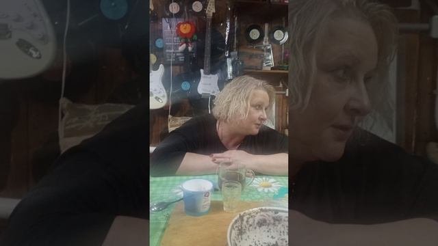 1000079320.mp4