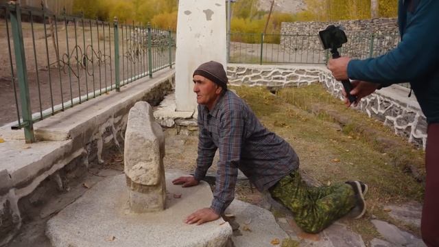 Треш-трип в Таджикистан: автостоп ишака, афганский рынок и жизнь в горячем источнике
