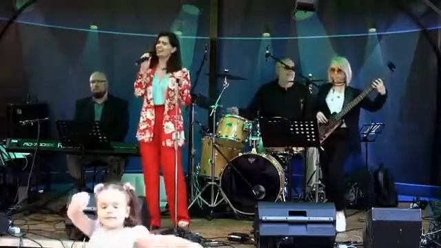 At Last - RipsiMia (Рипсимэ Гюлезян) & Ансамбль 