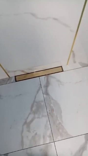 в процессе #душ #плитка #широкоформат с молдингами по п смотреть онлайн