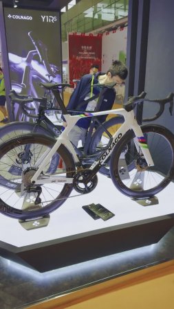 Выдающийся карбоновый аэрошоссейник Colnago Y1RS (2025) Велосипед Тадея Погачара, China Cycle 2025