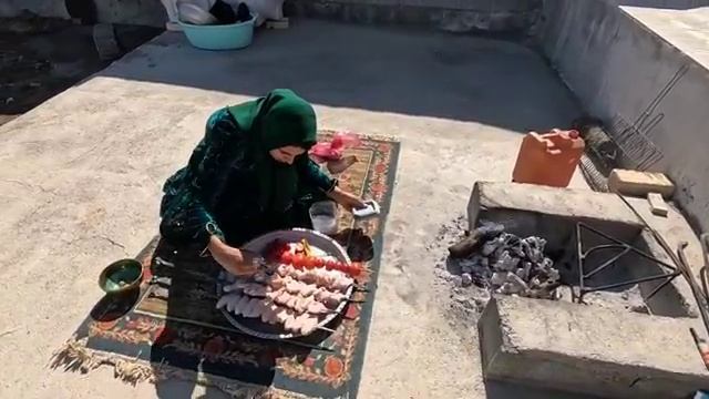 06.02.2025 Встреча Тайбе со своей дочерью Азаде и радость Азаде при виде Парьи смотреть онлайн