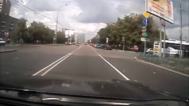 Автомобильный видеорегистратор B9M  B9H