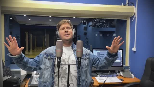 Как жили мы борясь... из к/ф" Не бойся я с тобой" муз. Пола́д Бюльбю́ль оглы́.
Поет Сергей Рязанов