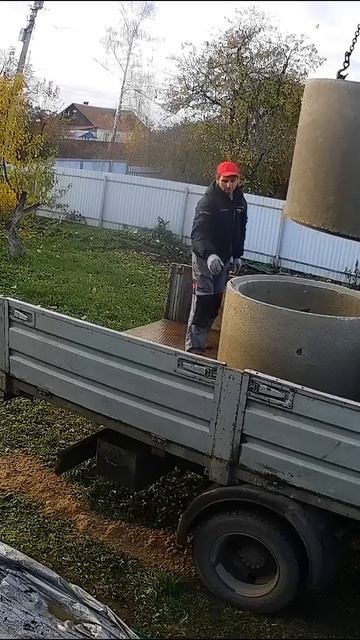 Опасная работа #измосквывдеревню #стройка #дача смотреть онлайн