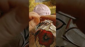 Зубчатый край крючком.