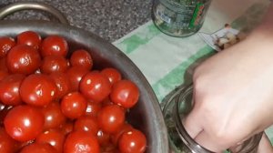 Вкусный и быстрый рецепт засолки помидор на зиму. Делаем уже 3 год подряд. Помидоры Черри засолка