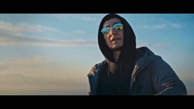 Booker & Gokilla  - Первый в игре смотреть онлайн