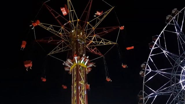 парк атракционов в Лазаревском. смотреть онлайн