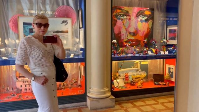 Шопинг во Франции ОСЕНЬ Тренды обуви уже в витринах