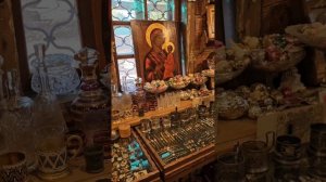 антикварный магазин в городе Углич