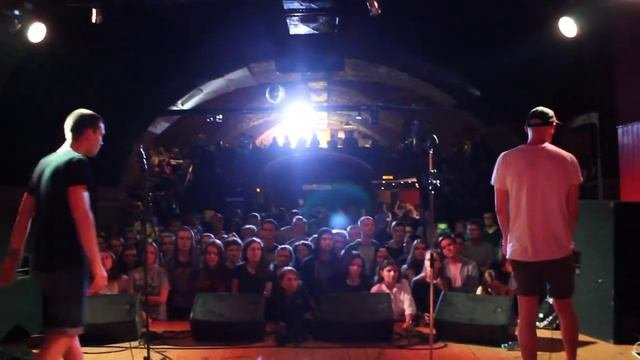 макулатура -  машина ест человека (МОД 26.05.16)