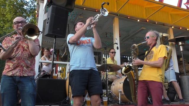 1/2 Orchestra - 100%O2 @ Парк Горького 14.06.2015 смотреть онлайн