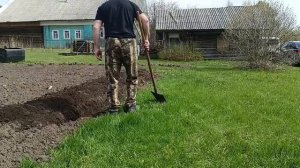 pro.hozyaistvo Стоп, сорняки! Создаем границу между газоном и грядками за 30 минут