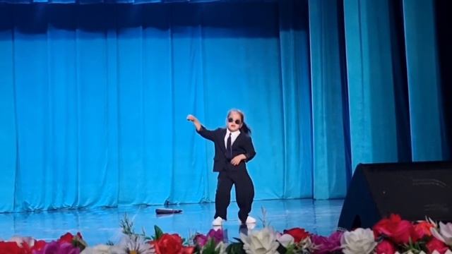 2 место в «Танцевальный Рай» в 6 лет Хип-Хоп стиль 😍😎 с танцем Business lady - Shain Nasifa смотреть онлайн