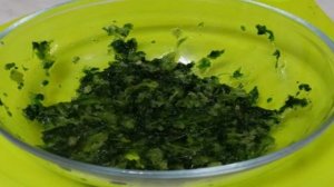 Белковый омлет с кукурузой и шпинатом