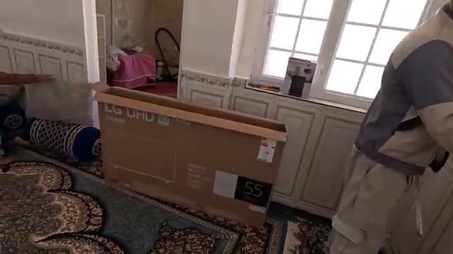 28.02.2025 Покупка телевизора и просмотр первого футбольного матча смотреть онлайн