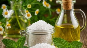 Отеки на ногах возникают по разным причинам: болезни сосудов,