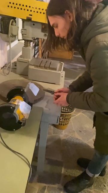 Заточка ножа 🔪 #заточка #заточканожа #станок #трудови? смотреть онлайн