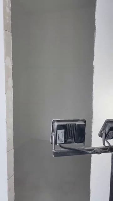 Безвоздушная покраска а кайф, когда краска хорошая. Мы смотреть онлайн