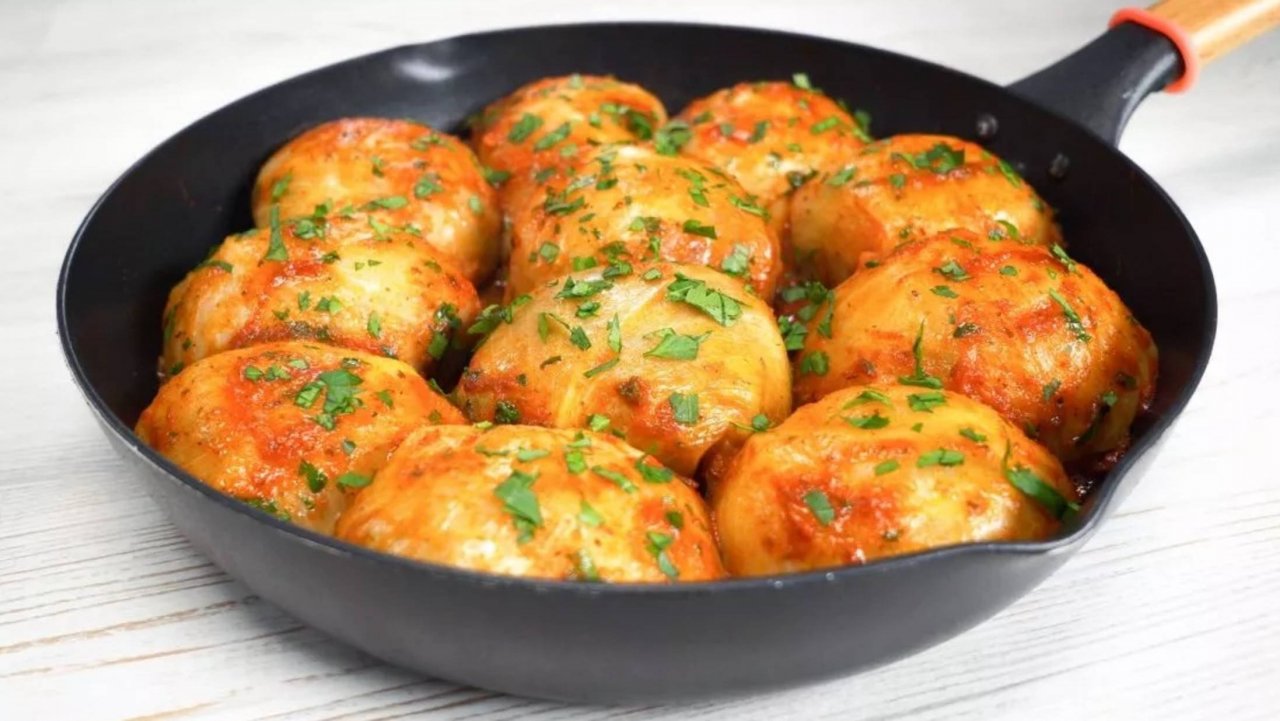 Очень Вкусные ГОЛУБЦЫ ПО-ТУРЕЦКИ на сковороде! Голубцы с Капустой и Фаршем. Простой домашний реце