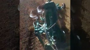 Пахота на МТЗ / Беларус 1221