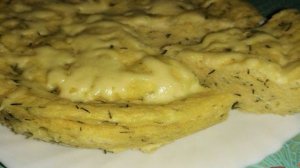 Творожная запеканка с сыром и укропом