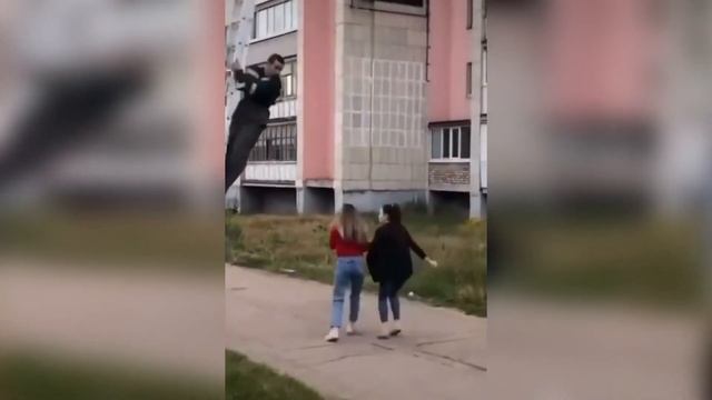 Лучшие ПРИКОЛЫ. Топ приколов 2022. Я ржал до слез, 10 минут. Смешные Видео #92 смотреть онлайн