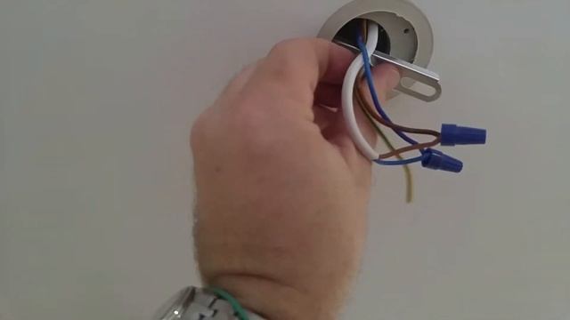 Сборка и установка люстры из Hoff на натяжной потолок смотреть онлайн