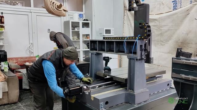 Як зробити фрезерний станок ЧПУ 9060 ATC своїми руками (CNC) смотреть онлайн