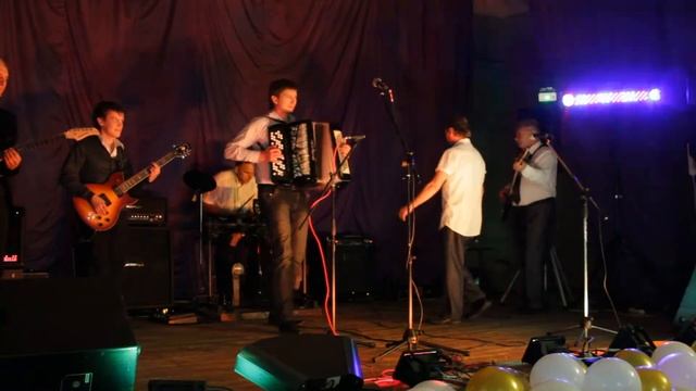Концерт ВИА  Отражение в клубе с. Трофимово 2012