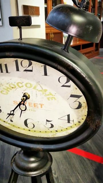 Часы стоят из древнейших времён ! (почти раритет 😄) смотреть онлайн