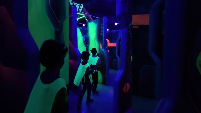 @лазертаг смотреть онлайн