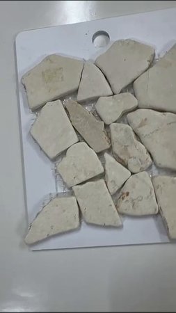 Мраморная мозаика брекчия  размер чипа мозаики разноформатный