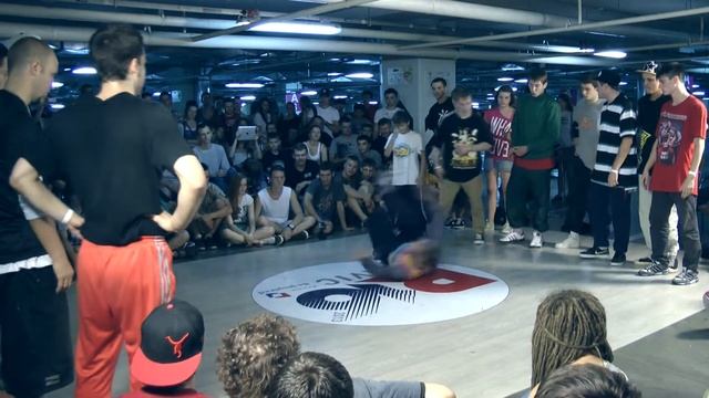 1/2 финала "Все стили в силе" vs "Comix Zone" смотреть онлайн