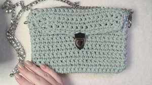 Вязаный клатч крючком из полиэфирного шнура