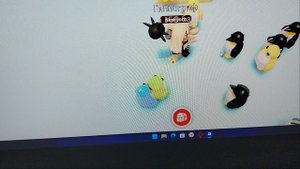 ПОКУПАЮ ИМБОВЫЕ ПРЕДМЕТЫ В АДОПТ МИ! 1) Гиппогриф (лега) 2) Королевский пингвин (Ультра) 3) Стойка